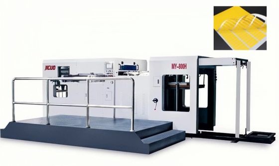 comprar Máquina automática de corte a moagem de tamanho pequeno para corte de etiquetas de vestuário auto-aderentes online manufacture